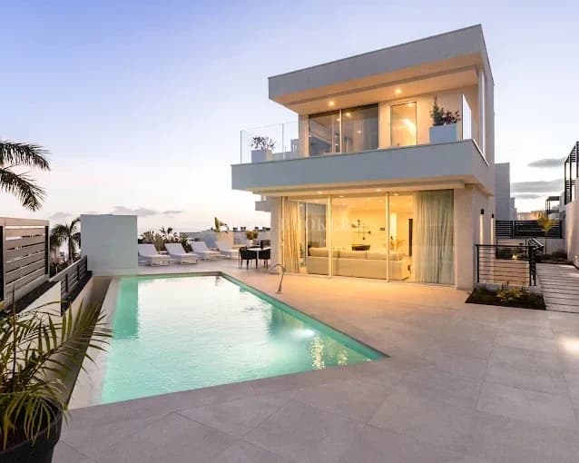Villa Fantasia | Luxury Villa for Sale